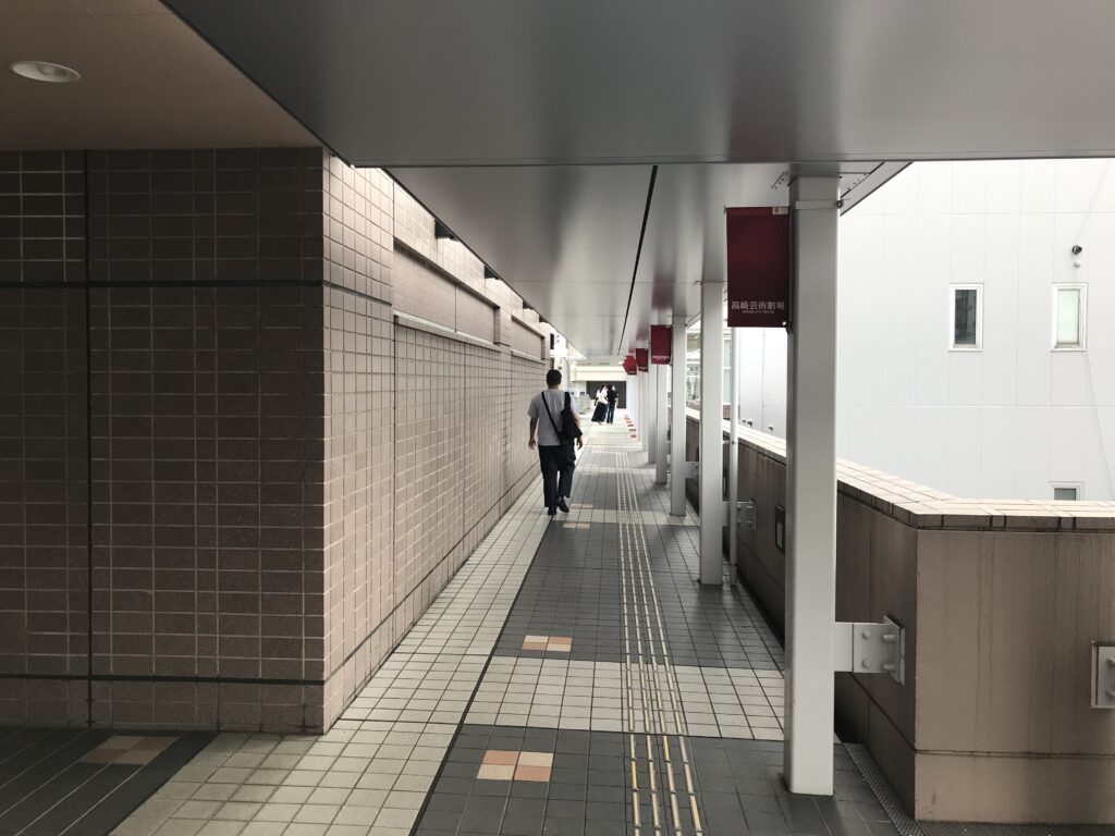 JR高崎駅東口ペデストリアンデッキ